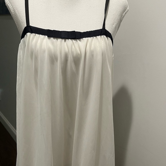 Kate Spade baby doll chemise lingerie. Size large - Picture 2 of 15